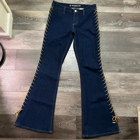 🚫SOLD🚫 Vintage Y2K Lace Up Mudd Yo! Flare Jeans - Picture 2 of 4